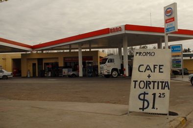 MDZol | La estación de servicio donde se encuentra el minishop Foto: Marcelo Ruiz / MDZ