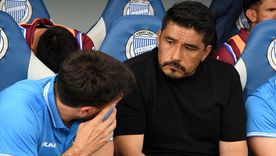 Omar Asad alcanzó a dirigir apenas tres partidos en Godoy Cruz, con dos empates y una derrota. ¿Seguirá? Omar Asad alcanzó a dirigir apenas tres partidos en Godoy Cruz, con dos empates y una derrota. ¿Seguirá?