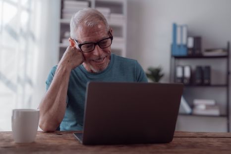 Trámites online y tasas municipales digitales por la medida del municipio de Godoy Cruz.