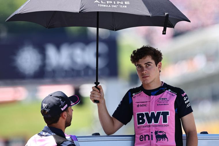 Abrió el paraguas. Franco Colapinto bancó la parada y fue claro sobre su lugar en Alpine. ¿Se quedará o llega Bottas?