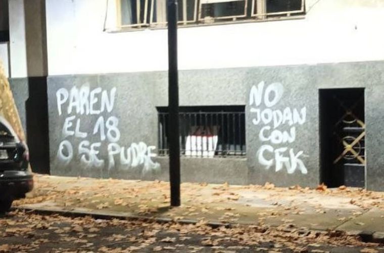 Las pintadas contra la CGT Las pintadas contra la CGT