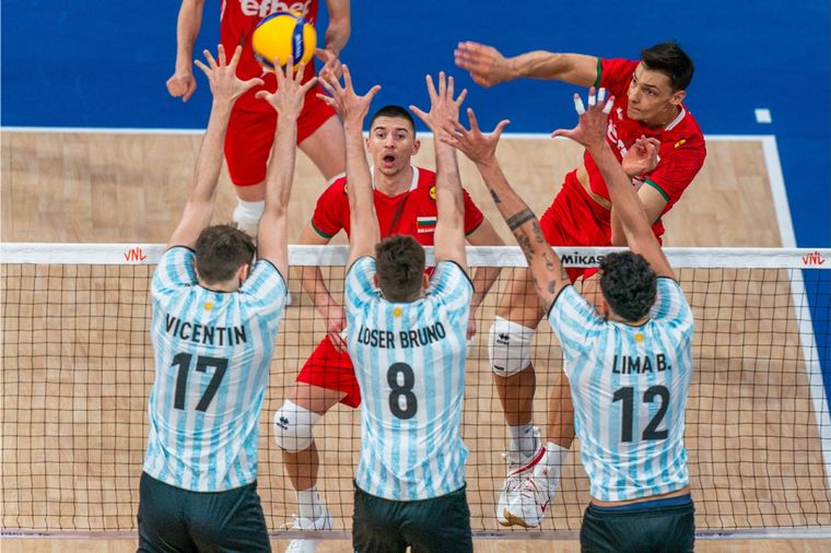 La Selección argentina de Vóley venció categóricamente a Bulgaria. Foto: Vóley Argentino