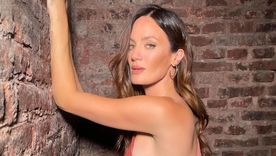 Mirá las fotos del look de Paula Chaves. Mirá las fotos del look de Paula Chaves.