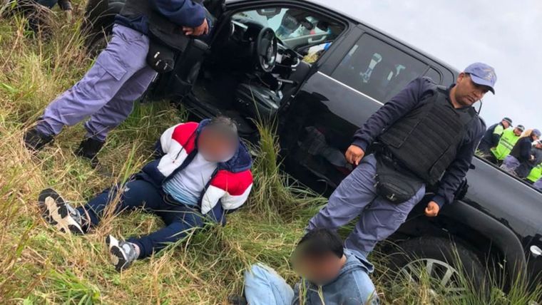 La persecuciòn comenzó luego de recibir un alerta sobre vehículos robados que circulaban por la Ruta 11.&nbsp;