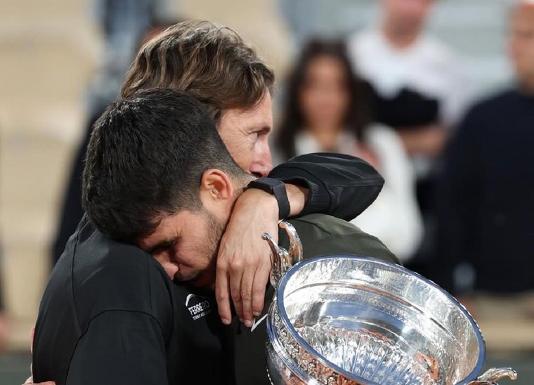 Carlos Alcaraz decidió cerrar una etapa histórica.