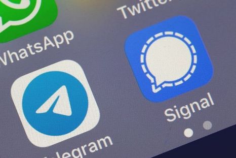 Las tres aplicaciones de mensajería de las que más se habla en este momento tienen diferencias en el uso que hacen de los datos de sus usuarios.