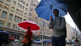 Según el SMN, un nuevo periodo de elevada inestabilidad inició este viernes, y que promete extenderse a lo largo del fin de semana. Según el SMN, un nuevo periodo de elevada inestabilidad inició este viernes, y que promete extenderse a lo largo del fin de semana.