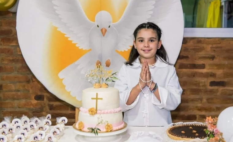 Catalina, de 10 años, se vio afectada por la explosión de un experimento de ciencias en una escuela de Pergamino.