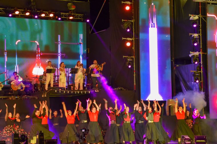 La fiesta de la Vendimia en Luján. La fiesta de la Vendimia en Luján.