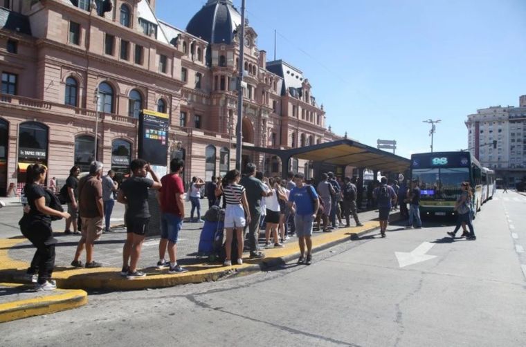 La medida se debe a la falta de un acuerdo salarial Foto: NA