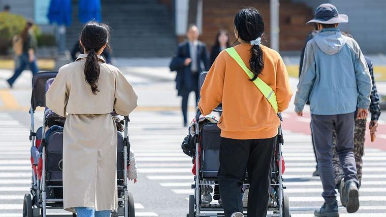 Las surcoreanas jóvenes están queriendo tomar más control sobre sus vidas y optar por ser madres.