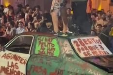 Repudio en el carnaval de Lincoln por mensajes a favor del abuso de menores Foto: X @Ricdelsur