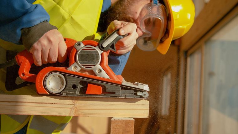 construccion maquinas herramientas Foto: shutterstock