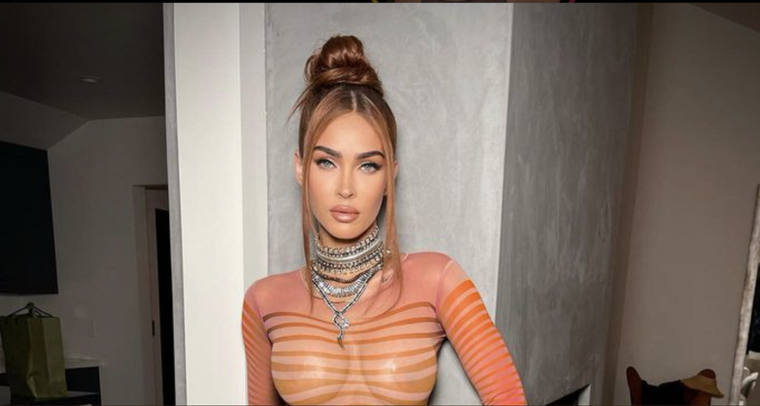 Megan Fox intenta darle voz a muchas personas a través de sus poemas donde detalla relaciones de abuso Foto: Instagram @meganfox