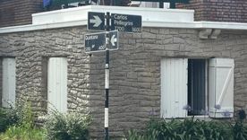 El cruce donde los mendocinos sufrieron el robo de su Toyota Hilux, en pleno centro de Mar del Plata. El cruce donde los mendocinos sufrieron el robo de su Toyota Hilux, en pleno centro de Mar del Plata.