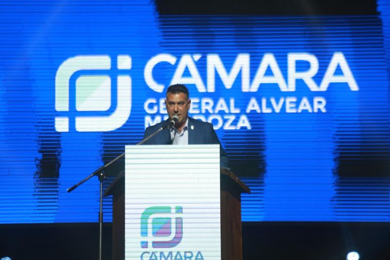 El presidente de la Cámara de Comercio de General Alvear le hizo varios reclamos y pedidos al Gobierno provincial.