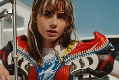 Esta es la historia de cómo le robaron el anillo a Lily Collins. Foto: Instagram