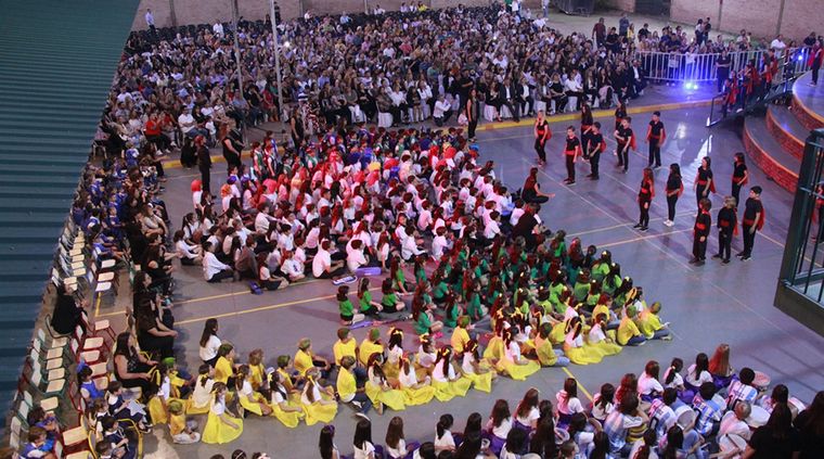 Colegio Rainbow celebró sus 30 años Foto: Gentileza Fernando Grosso