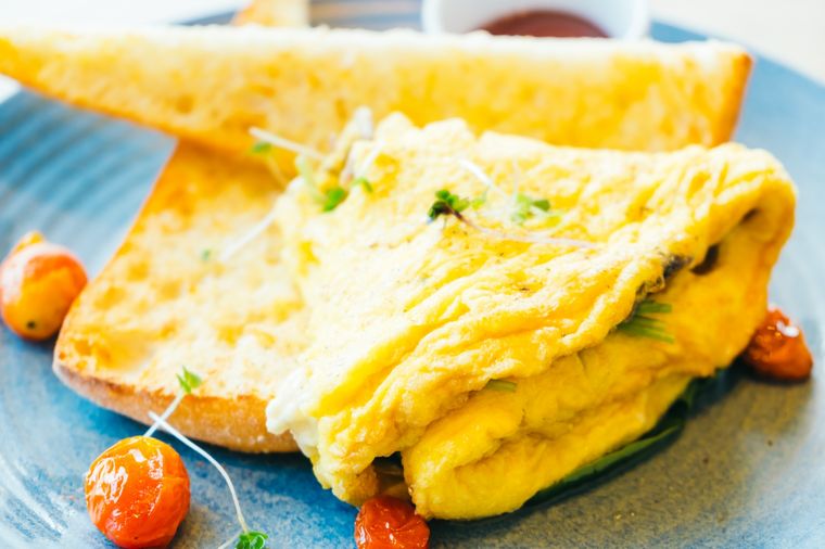 Omelette de jamón y queso Una receta simple y deliciosa para hacer en pocos pasos. Foto: Shutterstock
