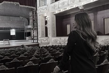 La presentadora salió a dar explicaciones. La presentadora salió a dar explicaciones.
