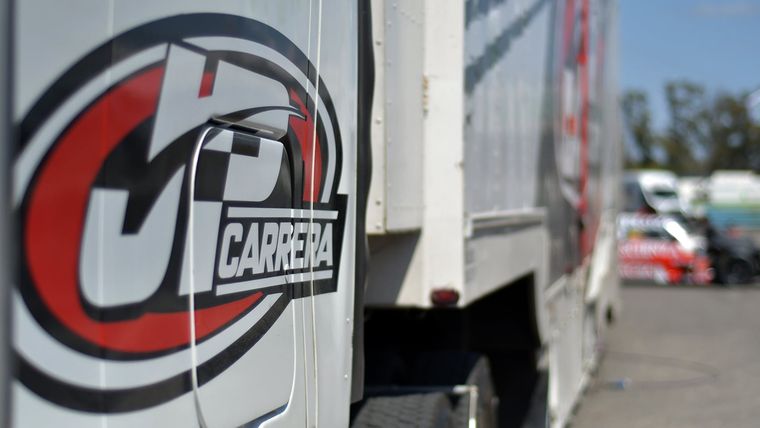 El JP tendrá tres pilotos en el Turismo Carretera. Foto: @EQUIPOJPCARRERA