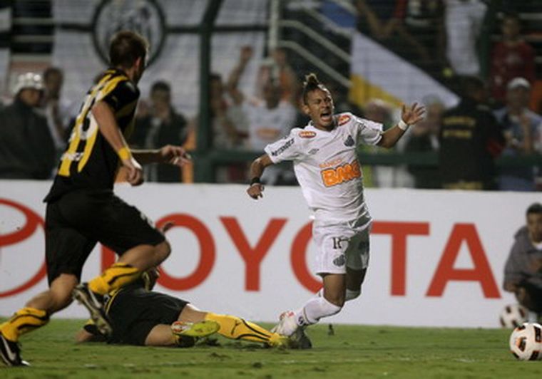 Neymar, la gran figura brasileña, fue fundamental. Foto: EFE