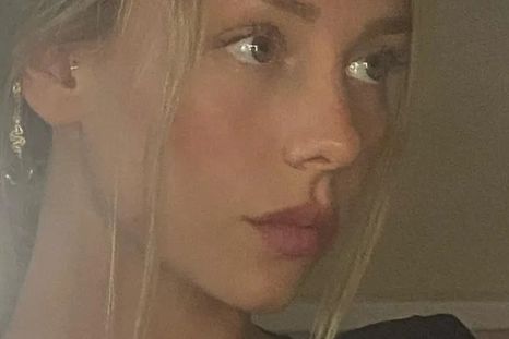 Ester Expósito es una mujer que sabe explotar su sensualidad al máximo. Foto: Instagram @ester_exposito