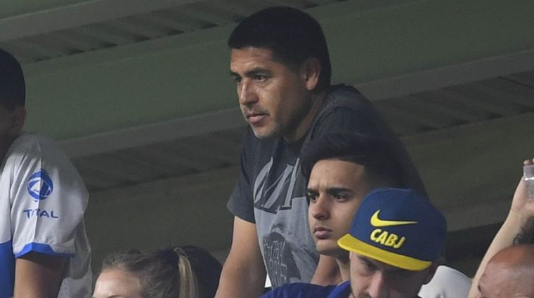 Riquelme estuvo en la Bombonera Foto: Télam