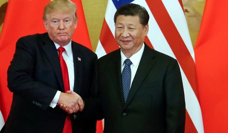 La guerra comercial tiene solo dos contendientes: Estados Unidos y China Foto: EFE