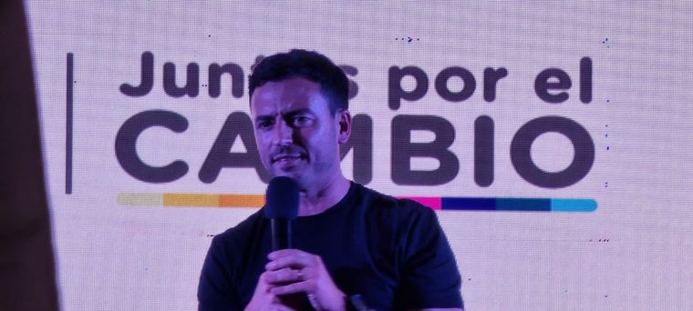 El radical Rodrigo de Loredo definió este viernes que participará en las elecciones 2023 como candidato a intendente de la Ciudad Capital en Córdoba. Foto: Twitter