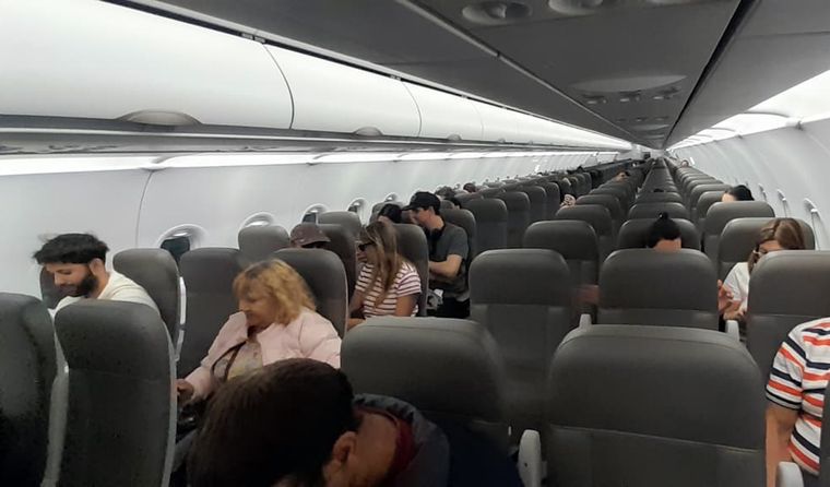 avion airbus 319 jetsmart (2)