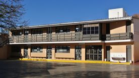 El Colegio Corazón de María decidió suspender sus clases durante todo el día tras recibir un contundente amenaza. El Colegio Corazón de María decidió suspender sus clases durante todo el día tras recibir un contundente amenaza.