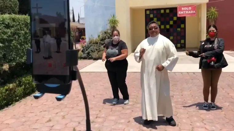 El éxito en las redes sociales se mide por la atención. El éxito en las redes sociales se mide por la atención.