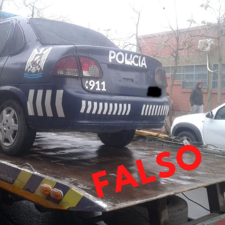 Aclaración La foto muestra a un patrullero que pertenece a la Policía de Mendoza.
