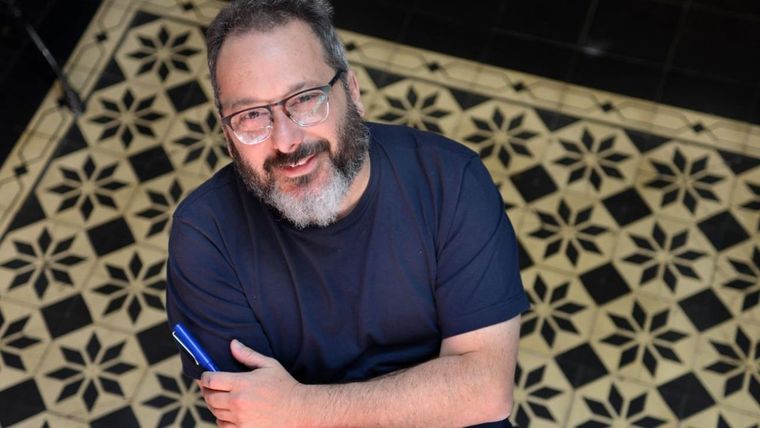 GERARDO ROZÍN LE PRESENTÓ UN PROYECTO A TELEFÉ. EL CANAL SE LO HABRÍA ADUEÑADO.