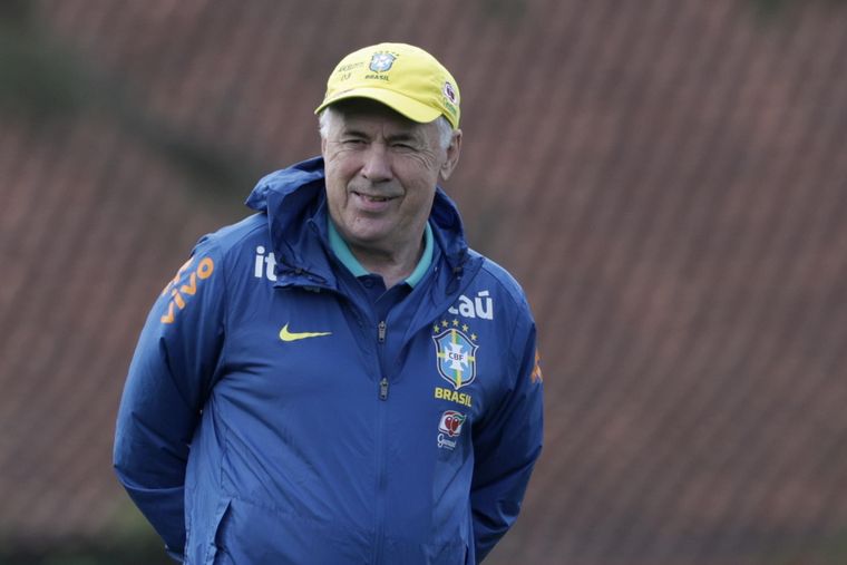 La CBF definió el futuro del técnico italiano.