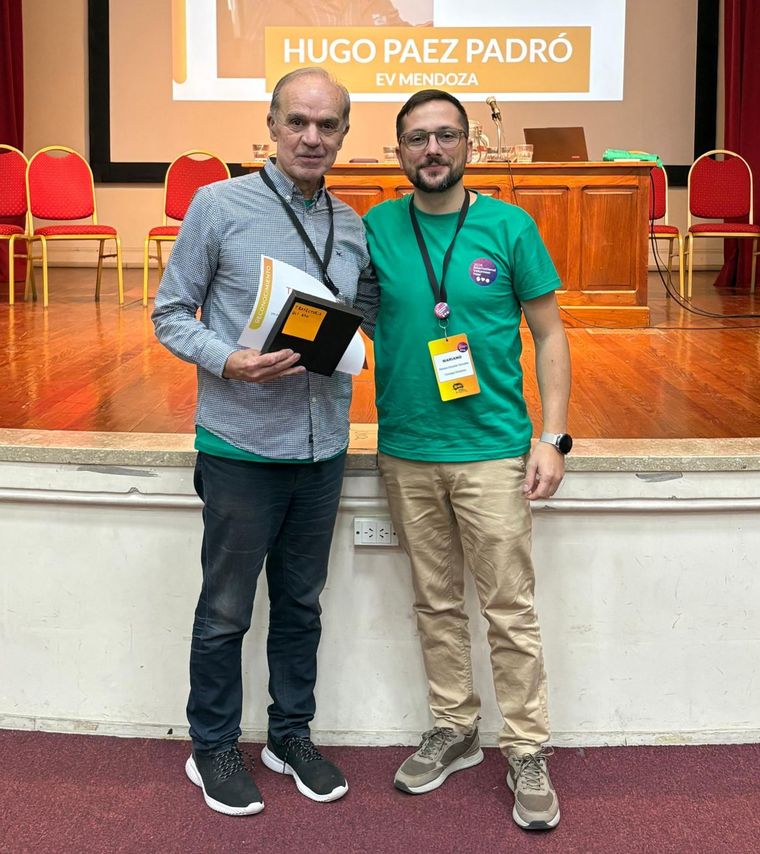 Mariano González, presidente de AFS Argentina y Uruguay y Hugo Páez Padró. Mariano González, presidente de AFS Argentina y Uruguay y Hugo Páez Padró.