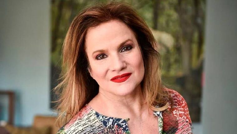 Lucía Galán viajó por estas horas rumbo a la capital española para seguir temas referidos a su salud. Lucía Galán viajó por estas horas rumbo a la capital española para seguir temas referidos a su salud.