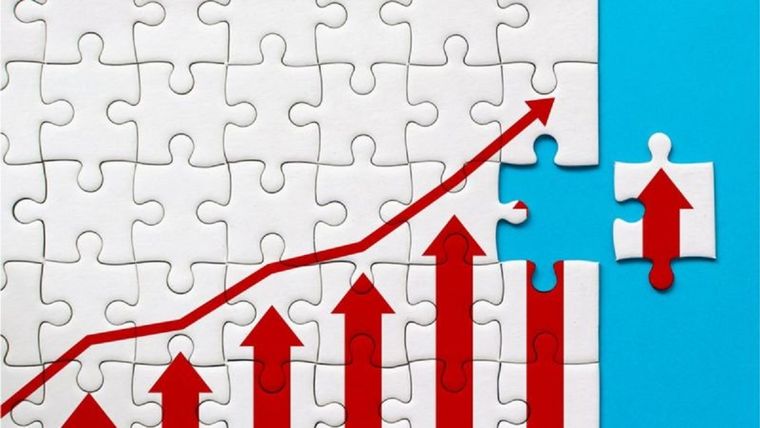 La teoría clásica afirma que los precios deberían haberse disparado al aumentar tanto la masa monetaria. Foto: Getty Images