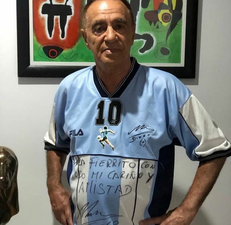 Ferro Viera, el polémico amigo del astro Foto: Centro de Informes