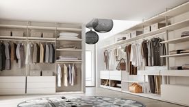 Vestidores funcionales que pueden cumplir la función de escritorio Foto: Foto: Architonic