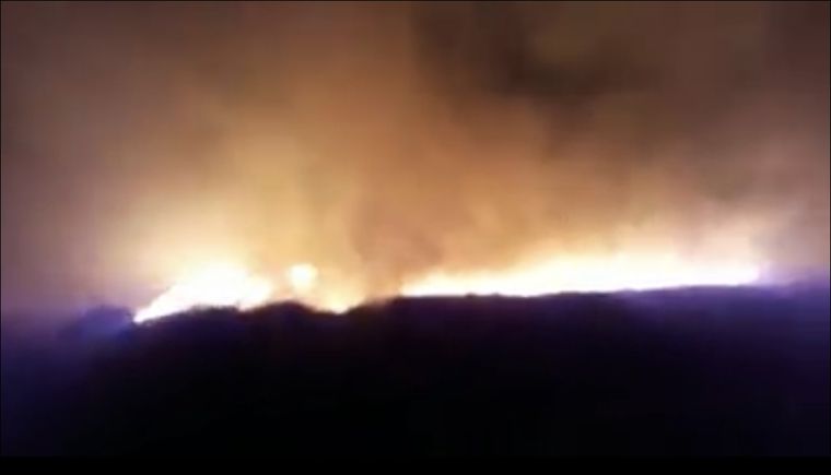 El incendio en Llancanelo.