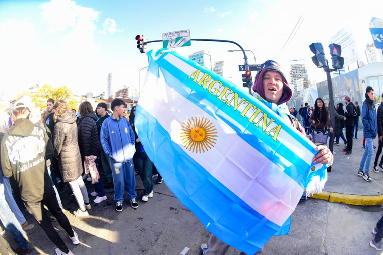La previa de los hinchas en el último encuentro de Messi por Eliminatorias. La previa de los hinchas en el último encuentro de Messi por Eliminatorias.