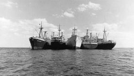 Entre 1967 y 1975, 14 barcos estuvieron varados en el Canal de Suez. (Fuente: GETTY IMAGES)