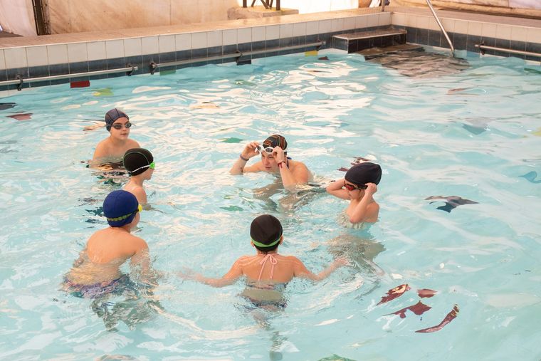 Las propuestas estarán disponibles en gimnasios municipales, clubes y centros comunitarios de la Ciudad de Mendoza. Las propuestas estarán disponibles en gimnasios municipales, clubes y centros comunitarios de la Ciudad de Mendoza.