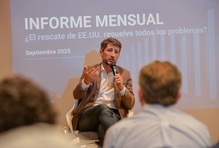 Coyuntura económica: análisis en Mendoza con la presencia de Hernán Letcher. Coyuntura económica: análisis en Mendoza con la presencia de Hernán Letcher.