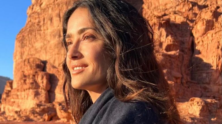 Salma Hayek En Jordania. Foto: @salmahayek