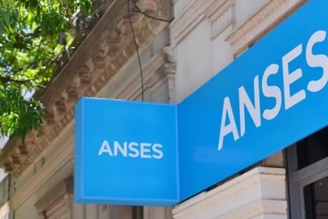 El calendario de junio de Anses incluye aumento y medio aguinaldo para jubilados y pensionados. Foto: Prensa Anses El calendario de junio de Anses incluye aumento y medio aguinaldo para jubilados y pensionados. Foto: Prensa Anses