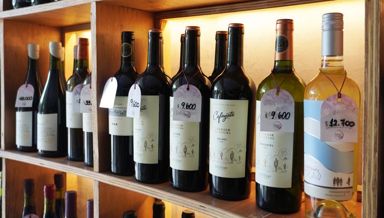 Las ventas de vino al mercado interno vienen mejorando a nivel general en lo que va del año Foto: Rodrigo DAngelo / MDZ