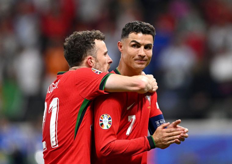 Cristiano Ronaldo y Diogo Jota habían sido campeones de la Nations League hace 26 días. Foto: @SelecaoPortugal